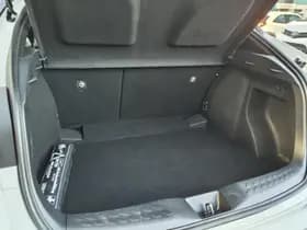 Toyota C-HR thumbnail 35