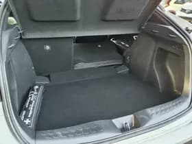 Toyota C-HR thumbnail 36