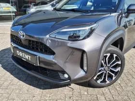 Toyota Yaris Cross thumbnail 2