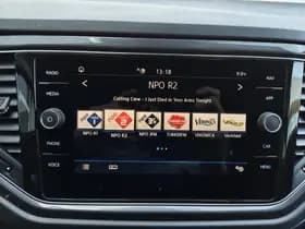 Volkswagen T-Roc thumbnail 16
