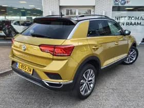 Volkswagen T-Roc thumbnail 4