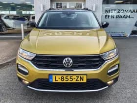 Volkswagen T-Roc thumbnail 6