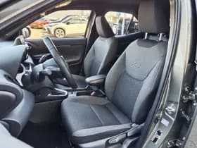 Toyota Yaris Cross thumbnail 24