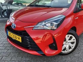 Toyota Yaris thumbnail 2