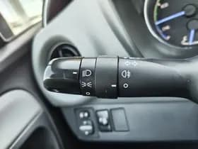 Toyota Yaris thumbnail 11