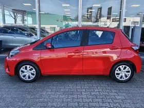 Toyota Yaris thumbnail 3