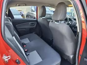 Toyota Yaris thumbnail 28