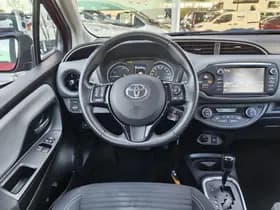 Toyota Yaris thumbnail 8