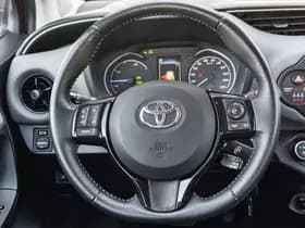 Toyota Yaris thumbnail 9