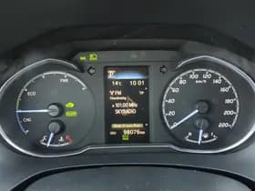 Toyota Yaris thumbnail 10