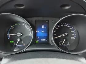 Toyota C-HR thumbnail 10