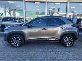 Toyota Yaris Cross thumbnail 3