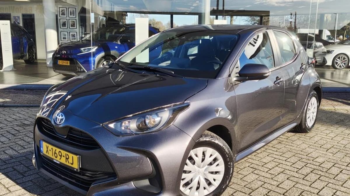 Toyota Yaris — foto 1