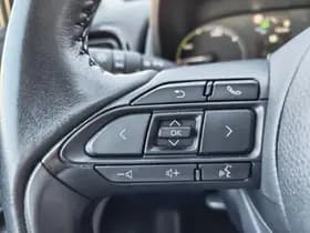 Toyota Yaris thumbnail 13