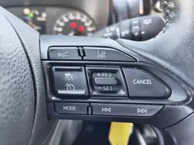 Toyota Yaris thumbnail 14