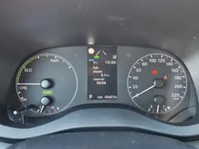 Toyota Yaris thumbnail 10