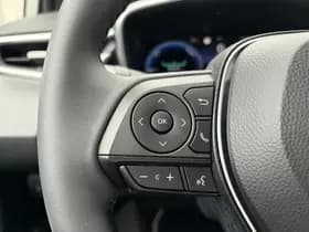 Toyota Corolla thumbnail 11