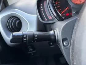 Toyota Aygo thumbnail 11