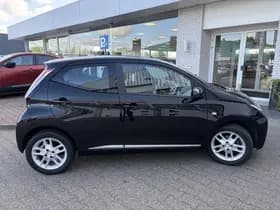 Toyota Aygo thumbnail 4