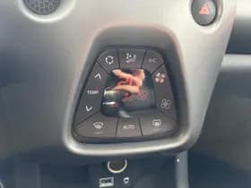 Toyota Aygo thumbnail 21