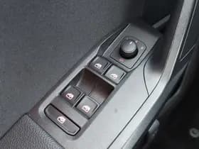 SEAT Arona thumbnail 23