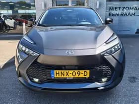 Toyota C-HR thumbnail 6