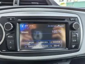 Toyota Yaris thumbnail 13