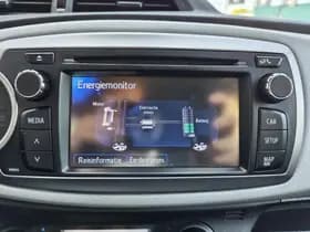 Toyota Yaris thumbnail 14