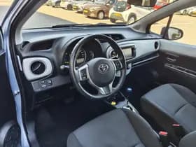 Toyota Yaris thumbnail 22