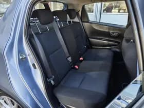 Toyota Yaris thumbnail 26