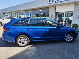 Škoda Octavia thumbnail 5