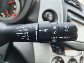 Toyota RAV4 thumbnail 13