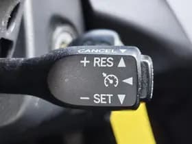 Toyota RAV4 thumbnail 14