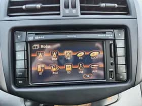 Toyota RAV4 thumbnail 15