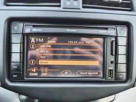 Toyota RAV4 thumbnail 16