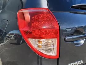 Toyota RAV4 thumbnail 33