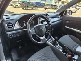 Suzuki Vitara thumbnail 24