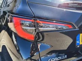 Toyota Corolla thumbnail 38
