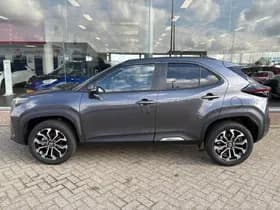 Toyota Yaris Cross thumbnail 3