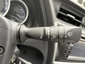 Toyota Auris thumbnail 14