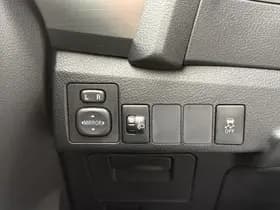 Toyota Auris thumbnail 25