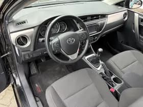 Toyota Auris thumbnail 26