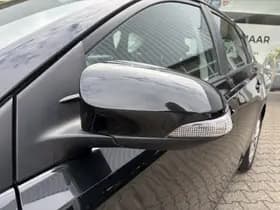 Toyota Auris thumbnail 36