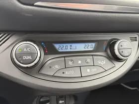 Toyota Yaris thumbnail 22