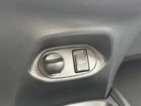 Toyota Yaris thumbnail 23