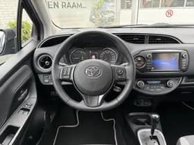 Toyota Yaris thumbnail 8