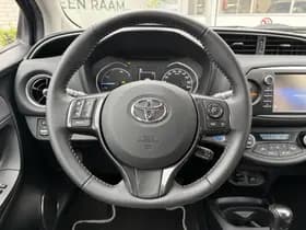 Toyota Yaris thumbnail 9