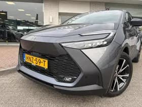 Toyota C-HR thumbnail 2