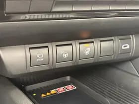 Toyota C-HR thumbnail 24