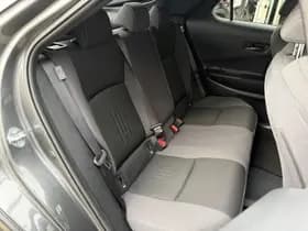 Toyota C-HR thumbnail 33